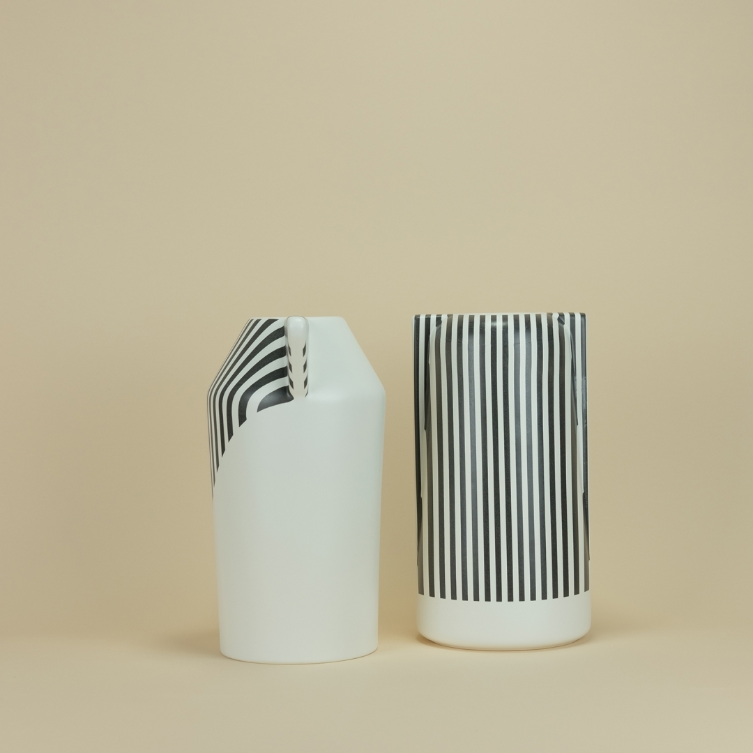ILLUSION vases
