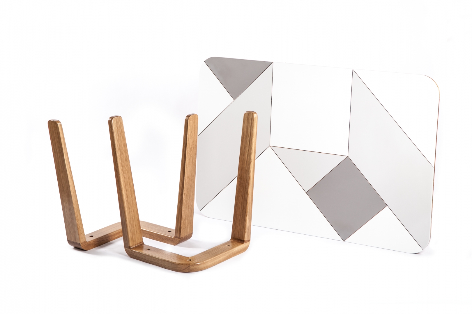 Tangram Table